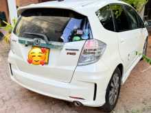 https://riyasewana.com/uploads/honda-fit-gp4-2013-912293112334.jpg