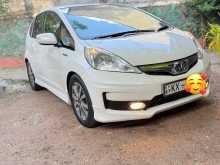 https://riyasewana.com/uploads/honda-fit-gp4-2013-912293112342.jpg