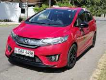 https://riyasewana.com/uploads/honda-fit-gp5-10744354913.jpg