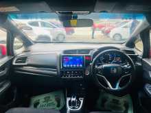 https://riyasewana.com/uploads/honda-fit-gp5-1211414175.jpg