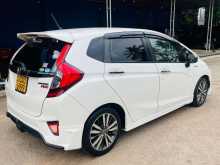 https://riyasewana.com/uploads/honda-fit-gp5-172021364532.jpg