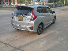 https://riyasewana.com/uploads/honda-fit-gp5-18731434162.jpg