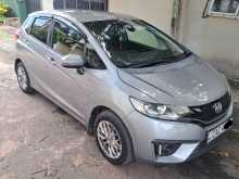 https://riyasewana.com/uploads/honda-fit-gp5-19125945214.jpg