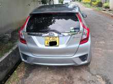 https://riyasewana.com/uploads/honda-fit-gp5-19125945562.jpg