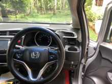 https://riyasewana.com/uploads/honda-fit-gp5-1914414122723.jpg