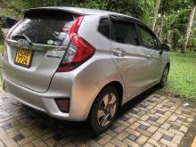 https://riyasewana.com/uploads/honda-fit-gp5-1914421124351.jpg