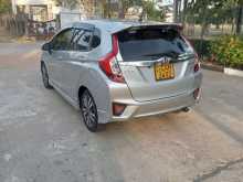https://riyasewana.com/uploads/honda-fit-gp5-191905074212.jpg