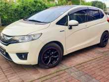 https://riyasewana.com/uploads/honda-fit-gp5-192119494912.jpg