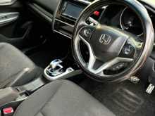 https://riyasewana.com/uploads/honda-fit-gp5-2014-2110201212403.jpg