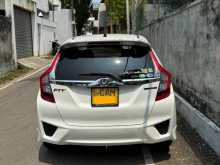 https://riyasewana.com/uploads/honda-fit-gp5-2015-1922012712402.jpg