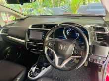 https://riyasewana.com/uploads/honda-fit-gp5-2016-1121400612563.jpg