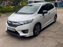 https://riyasewana.com/uploads/honda-fit-gp5-211128576323.jpg