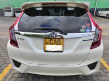 https://riyasewana.com/uploads/honda-fit-gp5-21174210163.jpg