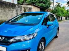 https://riyasewana.com/uploads/honda-fit-gp5-2120171622.jpg