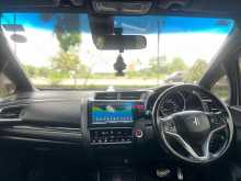 https://riyasewana.com/uploads/honda-fit-gp5-23115503774.jpg