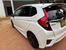 https://riyasewana.com/uploads/honda-fit-gp5-292010054302.jpg