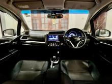 https://riyasewana.com/uploads/honda-fit-gp5-29475517895.jpg