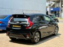 https://riyasewana.com/uploads/honda-fit-gp5-30185428514.jpg