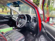 https://riyasewana.com/uploads/honda-fit-gp5-3019514724482.jpg