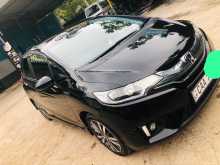 https://riyasewana.com/uploads/honda-fit-gp5-30230439702.jpg