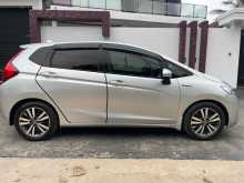 https://riyasewana.com/uploads/honda-fit-gp5-31031022763.jpg