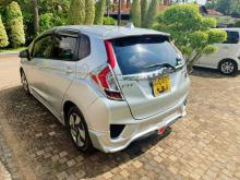 https://riyasewana.com/uploads/honda-fit-gp5-41155176205.jpg
