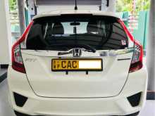 https://riyasewana.com/uploads/honda-fit-gp5-48234922212.jpg