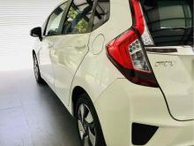 https://riyasewana.com/uploads/honda-fit-gp5-48253824943.jpg