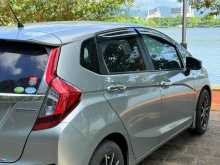 https://riyasewana.com/uploads/honda-fit-gp5-5191940192.jpg