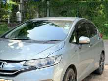 https://riyasewana.com/uploads/honda-fit-gp5-5191940363.jpg