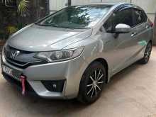https://riyasewana.com/uploads/honda-fit-gp5-68342622382.jpg