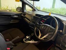 https://riyasewana.com/uploads/honda-fit-gp5-7937086145.jpg