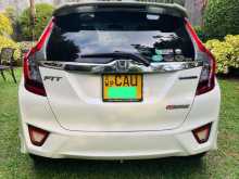 https://riyasewana.com/uploads/honda-fit-gp5-81108405002.jpg