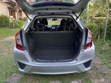 https://riyasewana.com/uploads/honda-fit-gp5-811363424533.jpg