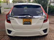 https://riyasewana.com/uploads/honda-fit-gp5-9125902764.jpg