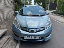Honda Fit Shuttle 2013 Car