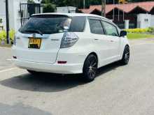 Honda Fit Shuttle 2014 Car