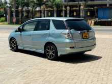 https://riyasewana.com/uploads/honda-fit-shuttle-1291255446.jpg
