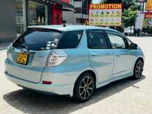https://riyasewana.com/uploads/honda-fit-shuttle-1291255725.jpg