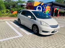 Honda Fit Shuttle GP2 2013 Car