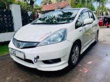 Honda Fit Shuttle 2013 Car