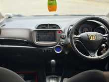 https://riyasewana.com/uploads/honda-fit-shuttle-17859104863.jpg