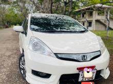 Honda Fit Shuttle 2012 Car
