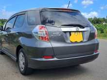 https://riyasewana.com/uploads/honda-fit-shuttle-19121520204.jpg