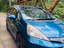 Honda Fit Shuttle 2013 Car