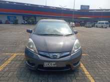 Honda Fit Shuttle 2012 Car