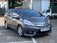 Honda Fit Shuttle 2012 Car