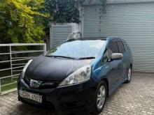 Honda Fit Shuttle GP2 2012 Car