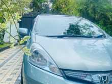 Honda Fit Shuttle 2012 Car