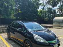 Honda Fit Shuttle 2012 Car